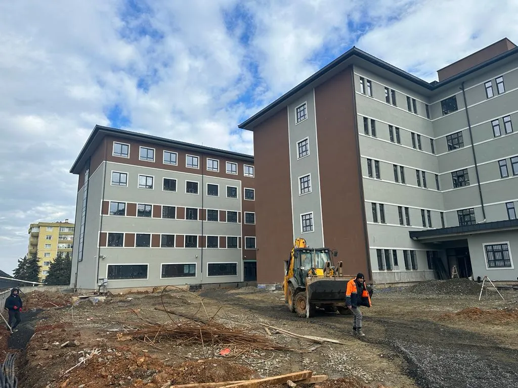 Sancaktepe Fen Lisesi ve Yurt Binası